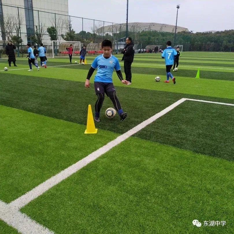 大学生球员如何应对季后赛压力_2